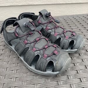 Khombu Women Active Sandal, Ashley, Color Black & Purple SZ 8‎ M